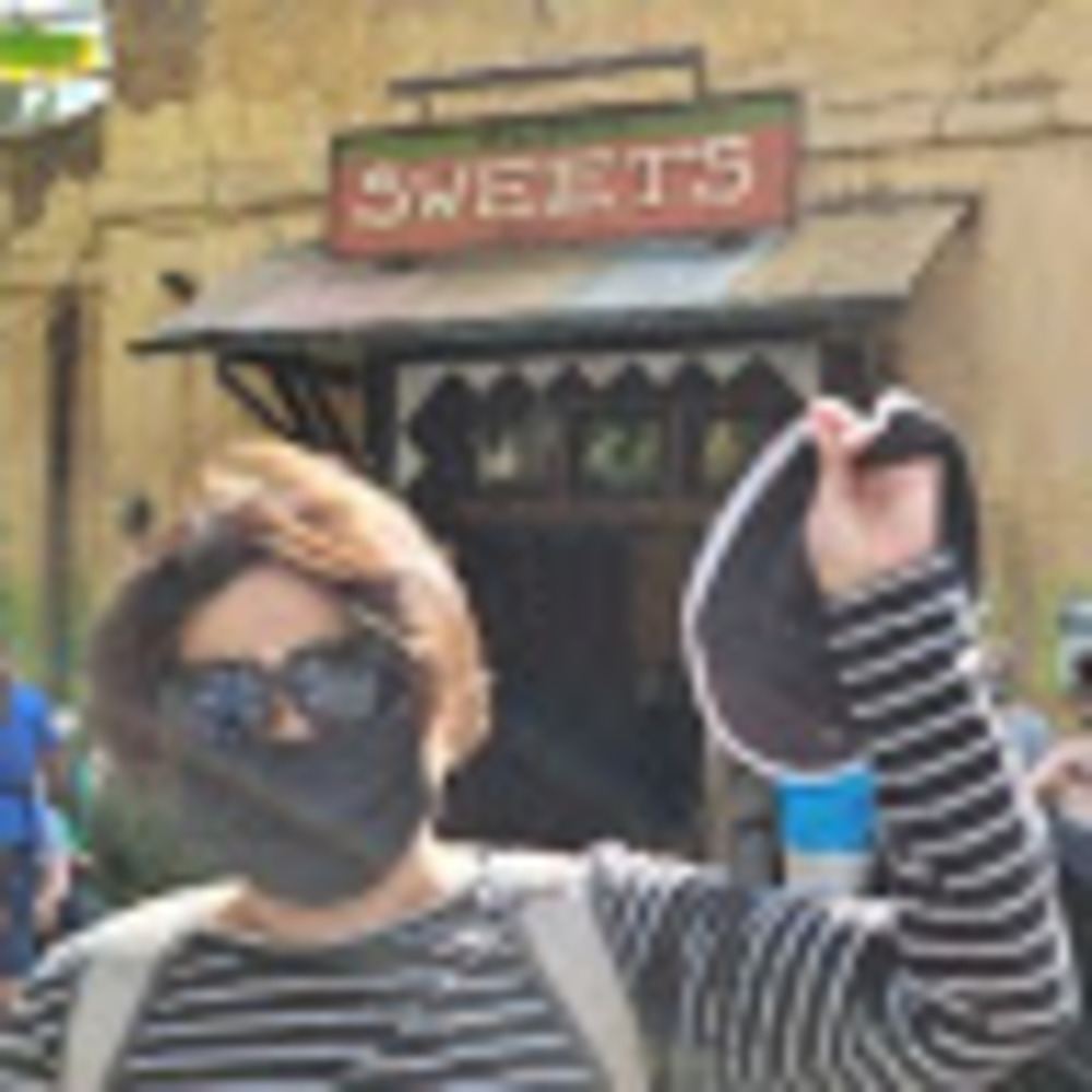 Meet your Posher, Maribel